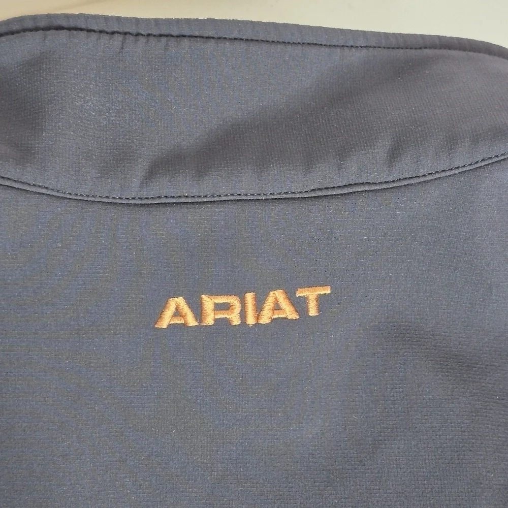 Ariat Fleece Lined Softshell Jacket - Size M